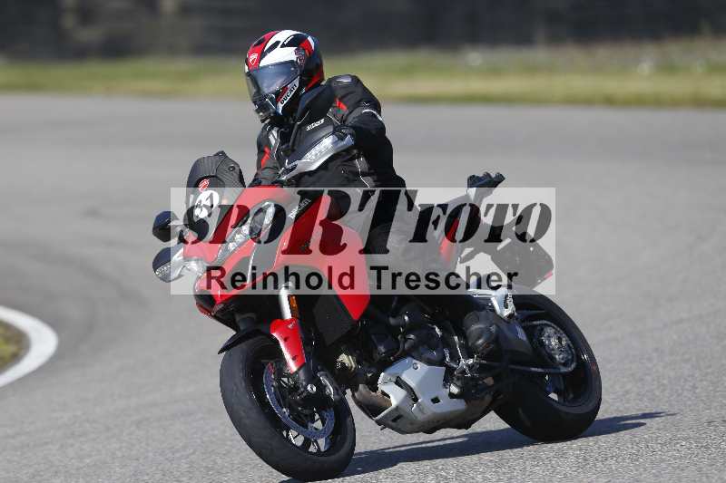 /01 02.04.2026 MAZ ADR/Gruppe rot/31